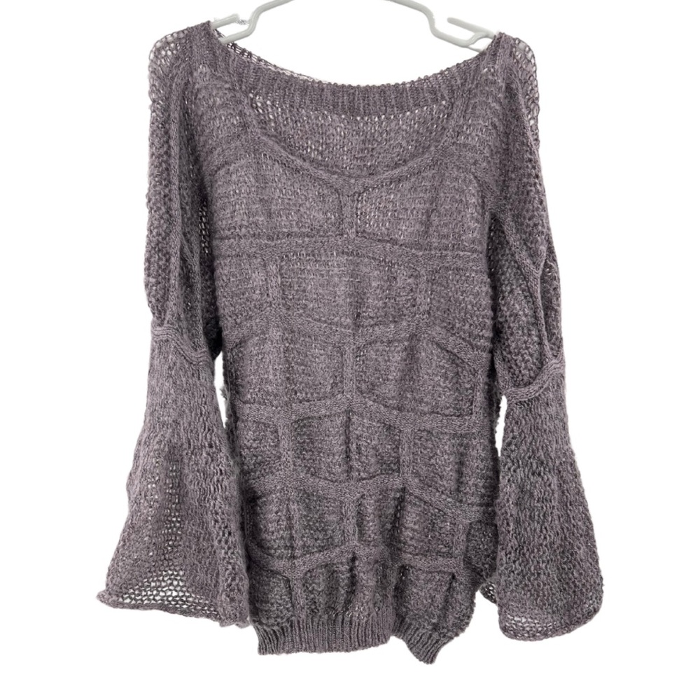 Entro purple lightweight bell sleeve knit sweater large lavender spring summer